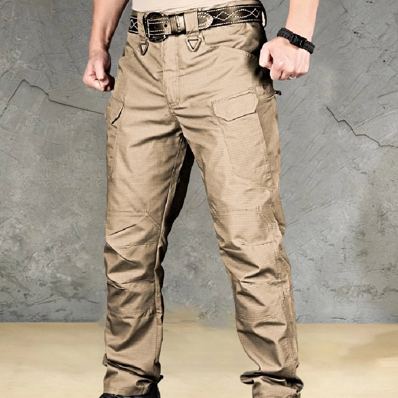 Calça Cargo Tática Militar Dominium – Estrutura Resistente e Liberdade de Movimento
