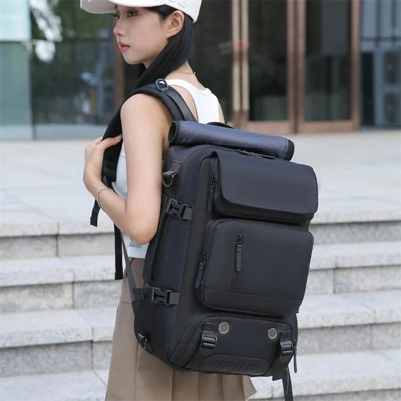 Mochila Multifuncional Impermeável Dominium – 30L com USB e Compartimento para Notebook
