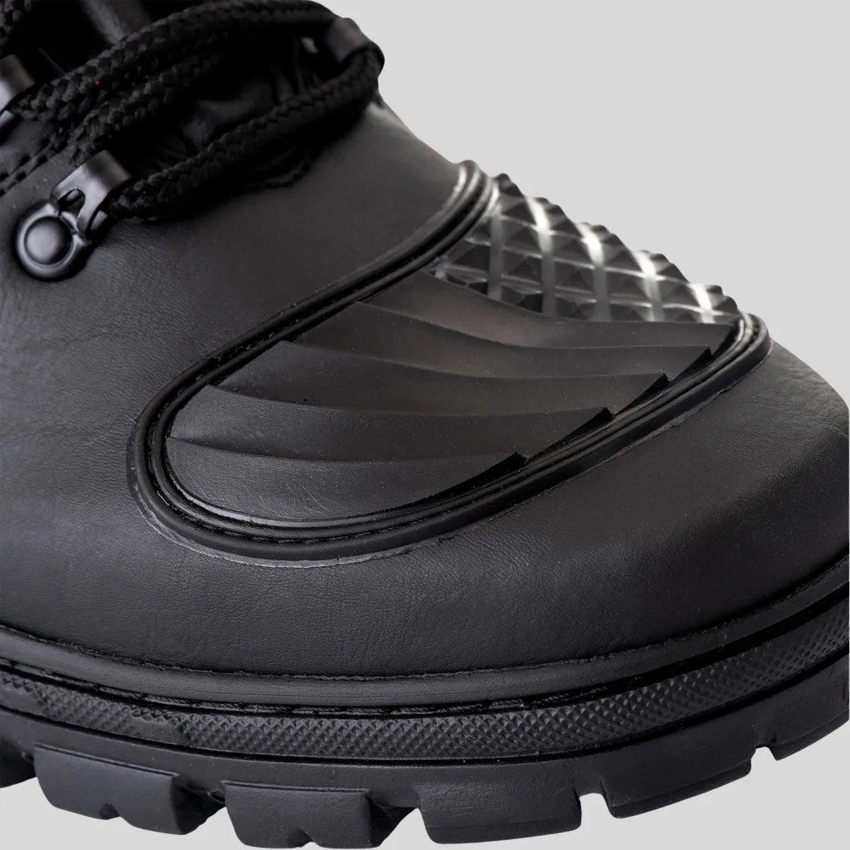 Bota Coturno Premium Dominium – Conforto, Aderência e Estabilidade